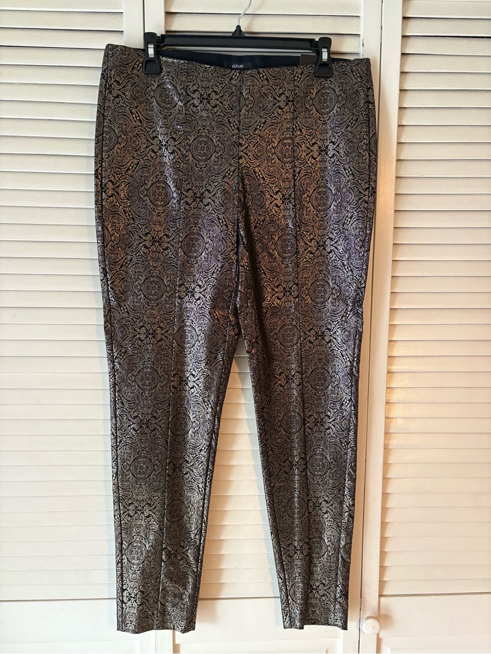 Alfani Metallic Patterned Women's Pants - Black/Bronze